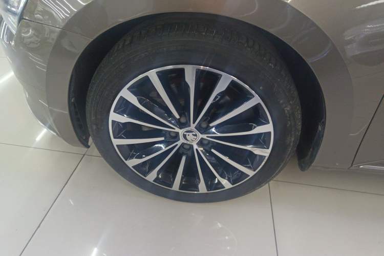 Used Skoda Superb 2018 TSI280 DSG Comfort Edition China VI Standard