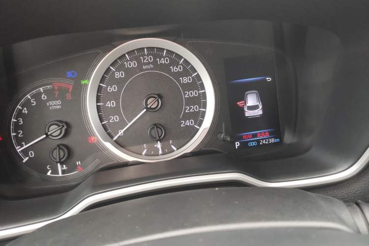 Used Toyota FRONTLANDER 2022 2.0L CVT Luxury PLUS Edition
