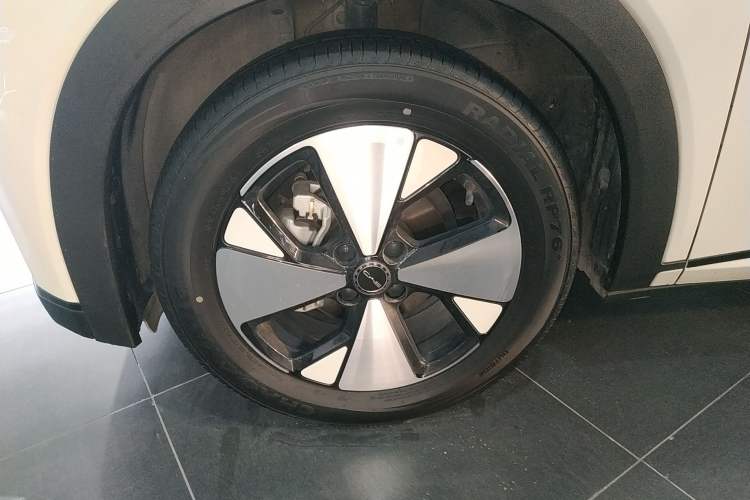 Used BYD Dolphin 2023 420 km Fashion Edition
