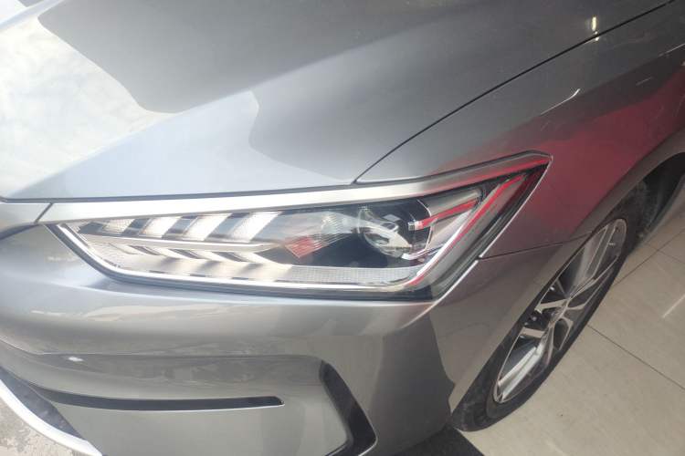 Used BYD Qin PLUS 2021 EV 400KM Luxury Model
