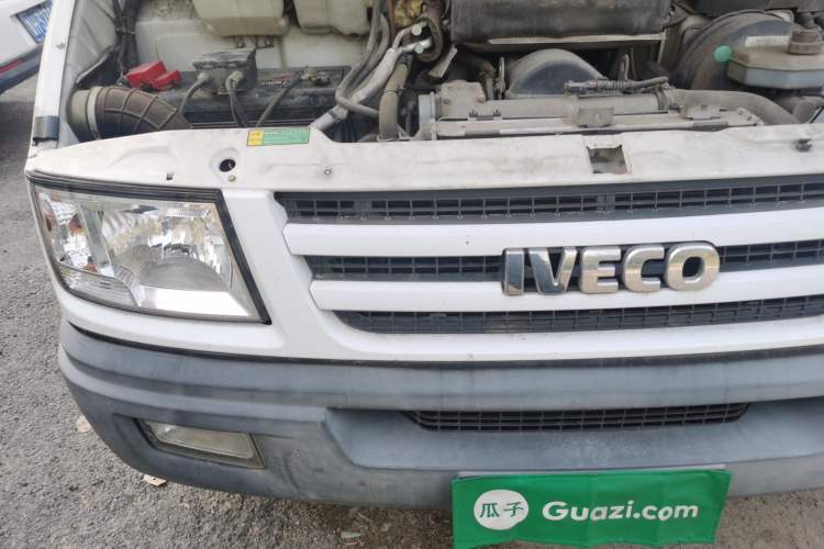 Used Iveco Daily 2014 2.5T-A35 NJ6485AC47Z4