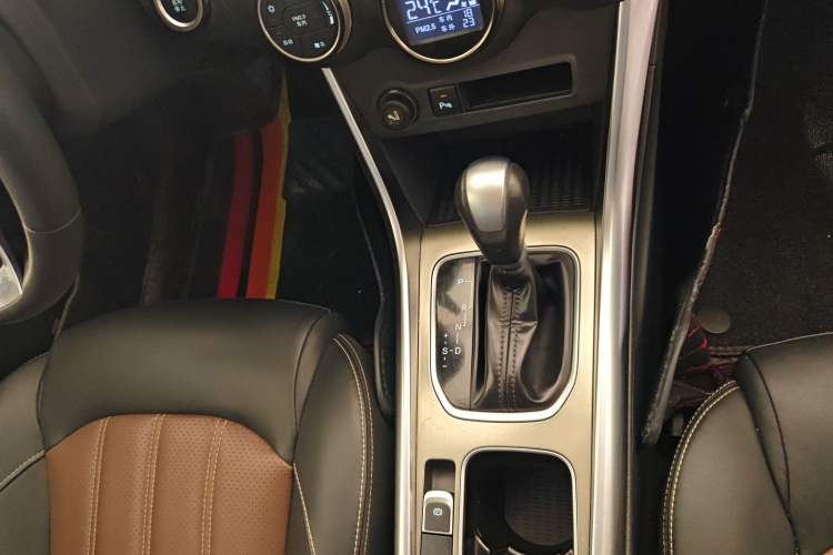 Used BYD Song 2017 Gaishe Upgrade Edition 1.5TID Automatic Elite Model
