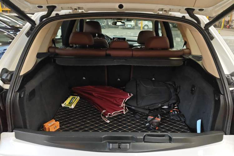 Used BMW X5 2013 xDrive35i U.S. specification
