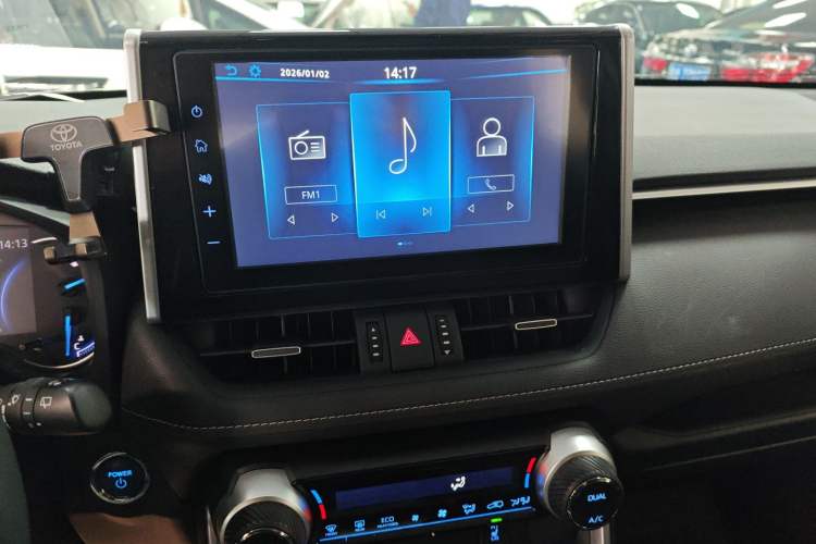 Used Toyota RAV4 2020 Dual-Engine 2.5L E-CVT 4x4 Elite PLUS Edition
