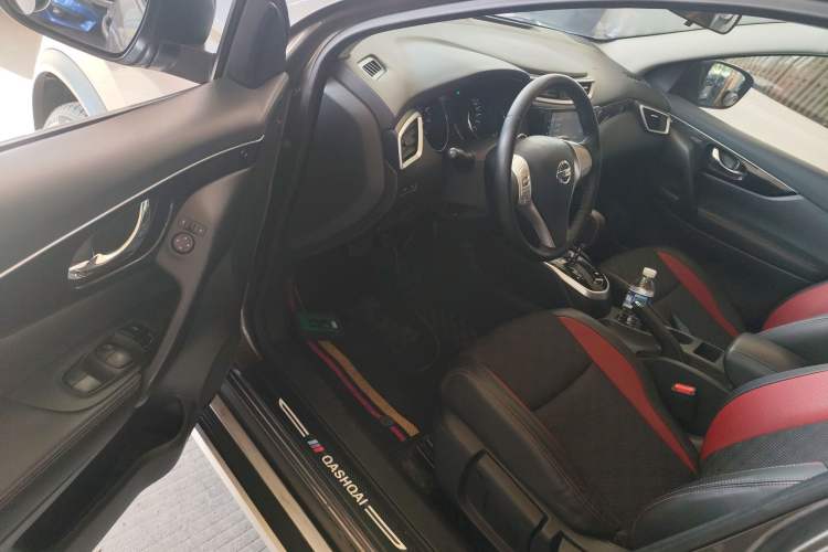 Used Nissan Qashqai 2017 2.0L CVT Luxury Edition China V Standard