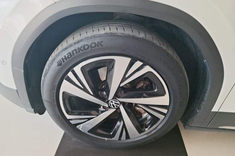 Used Volkswagen ID.6 CROZZ 2022 Long-Range PRO Edition
