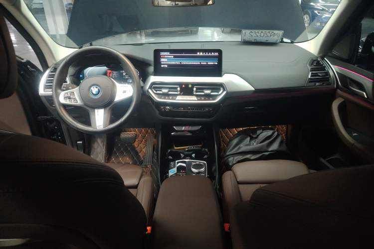 Used BMW iX3 2023 Leading Type
