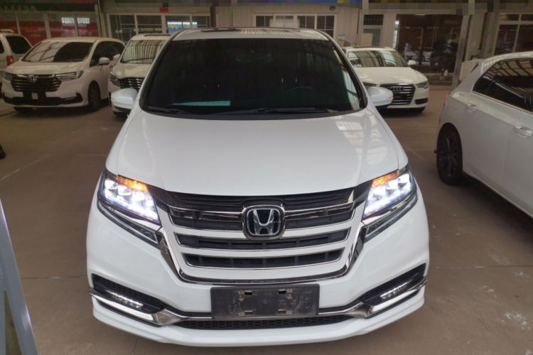 Used Honda Elysion 2019 2.0L Hybrid Luxury Edition