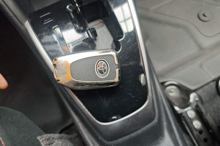 TDK.VehicleDetails.img