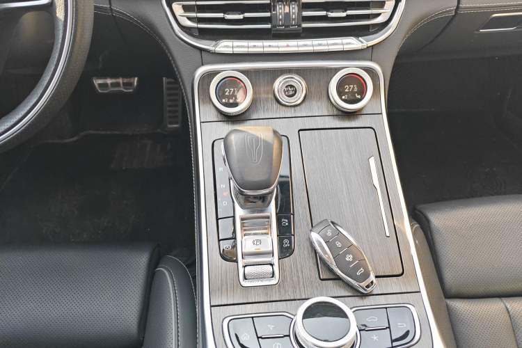 Used Hongqi H9 2023 2.0T Smart Connect Flagship Edition
