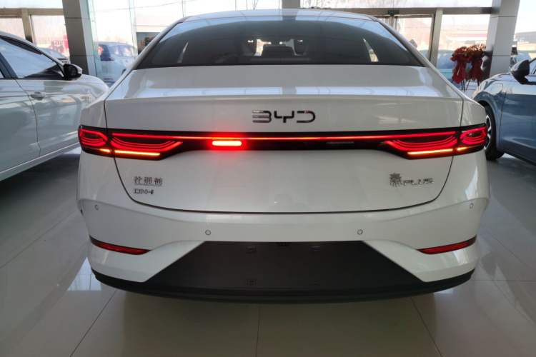 Used BYD Qin PLUS 2025 DM-i Smart Drive 55KM Leading Model