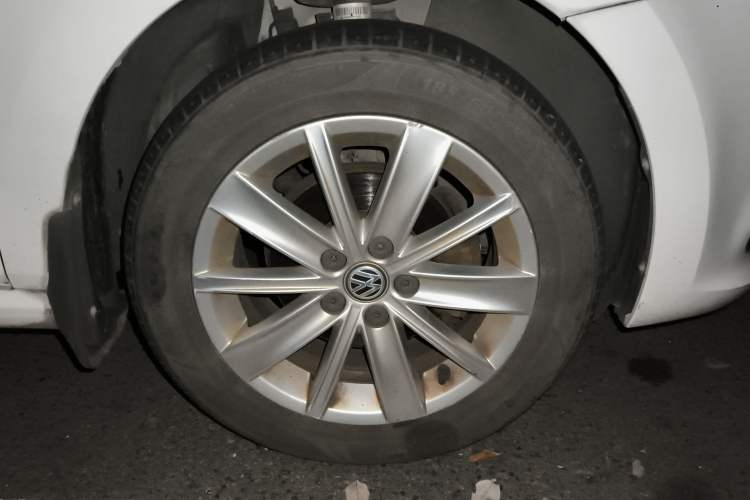 Used Volkswagen Polo 2014 1.6L Automatic Comfort Edition
