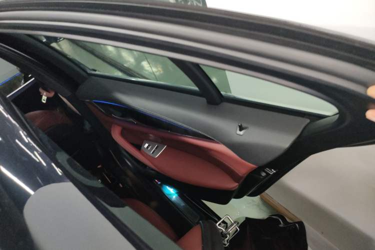 Used BMW 5 Series 2022 Restyled 530Li Leading Edition M Sport Package
