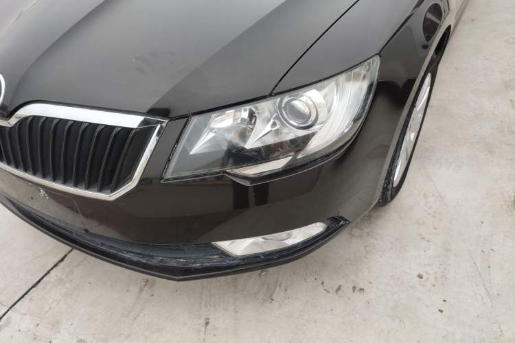 Used Skoda Superb 2013 1.4TSI DSG Sport Edition