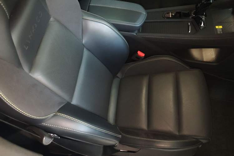 Used Lynk & Co 03 2023 2.0TD DCT JingPro
