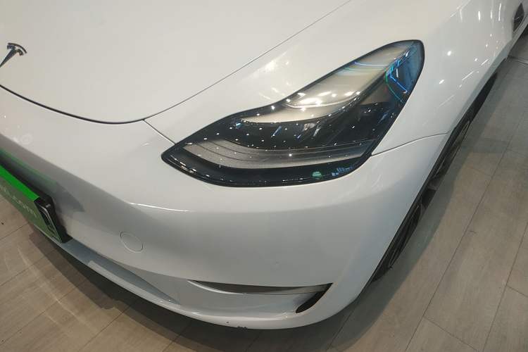 Used Tesla Model Y 2021 Standard Range Rear-Wheel Drive Version
