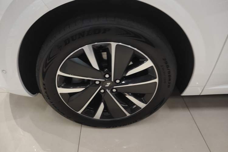 Used Li Auto L6 2025 Pro Smart Refresh Edition
