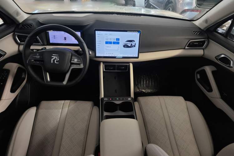 Used BYD Yuan UP 2025 Intelligent Driving Version 401 KM Dynamic Edition