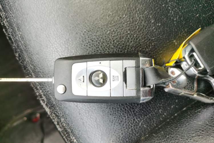 Used Mitsubishi ASX 2013 2.0L CVT Two-Wheel Drive Elite Edition