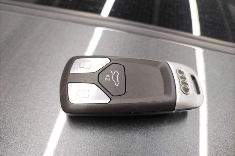 Used Audi A4L 2020 40 TFSI Fashion Dynamic Model
