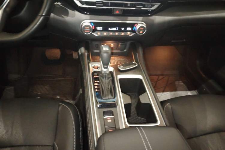 Used Nissan Teana 2022 2.0L XL-Upr Enjoyment Edition
