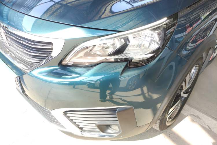 Used Peugeot 5008 2017 380THP 7-Seater Elite Edition