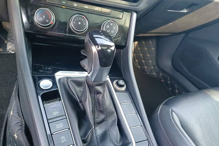 Used Volkswagen Sagitar 2019 200TSI DSG Comfort Version China VI Standard