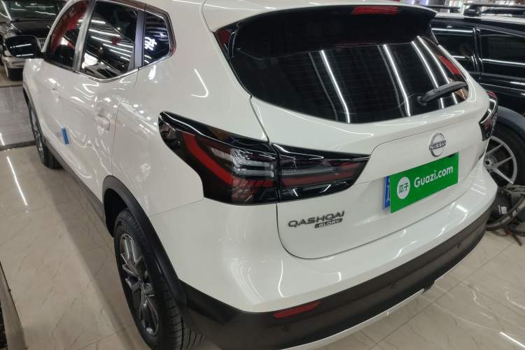 Used Nissan Qashqai 2025 Facelifted Honor 2.0L CVT XV Genuine Edition
