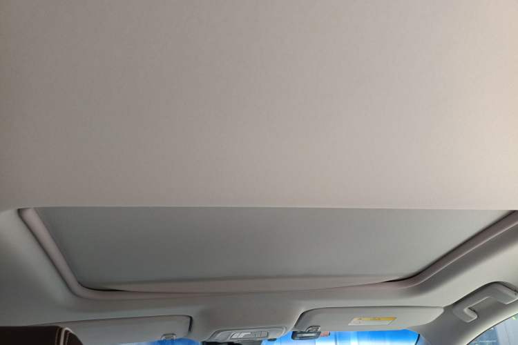 Used Buick GL8 2022 Land Business Class 652T Luxury Model
