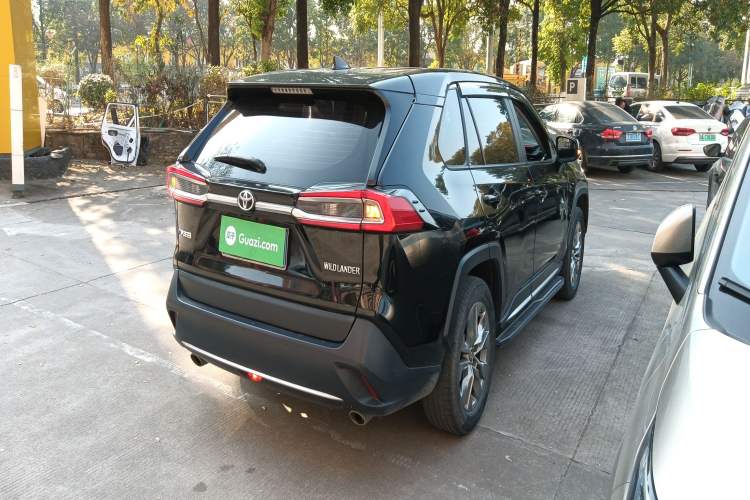 Used Toyota Wildlander 2022 2.0L CVT Two-Wheel Drive Luxury PLUS Edition
