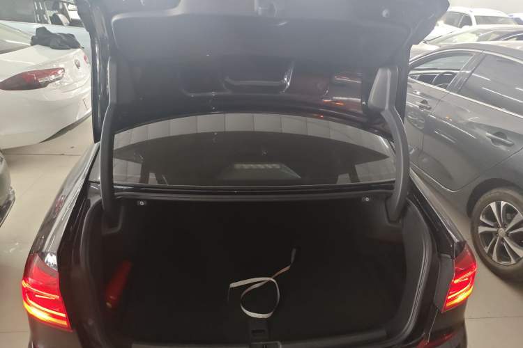 Used Volkswagen Passat 2017 1.8TSI DSG Government Procurement Version (CEA Engine)
