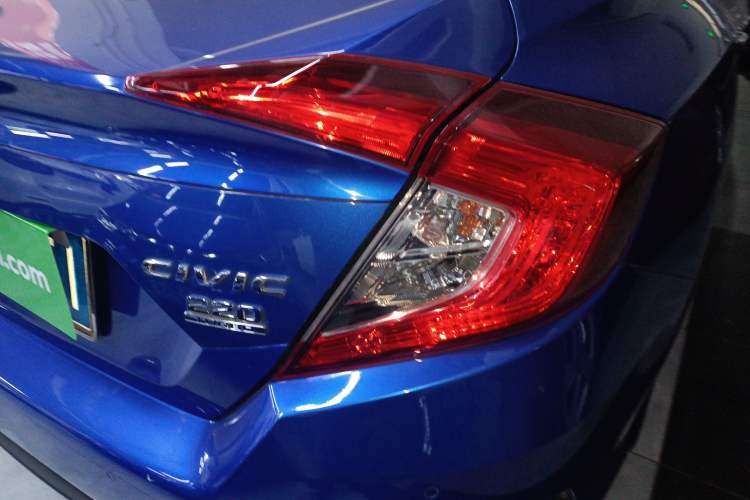 Used Honda Civic 2016 220TURBO CVT Prestige Edition
