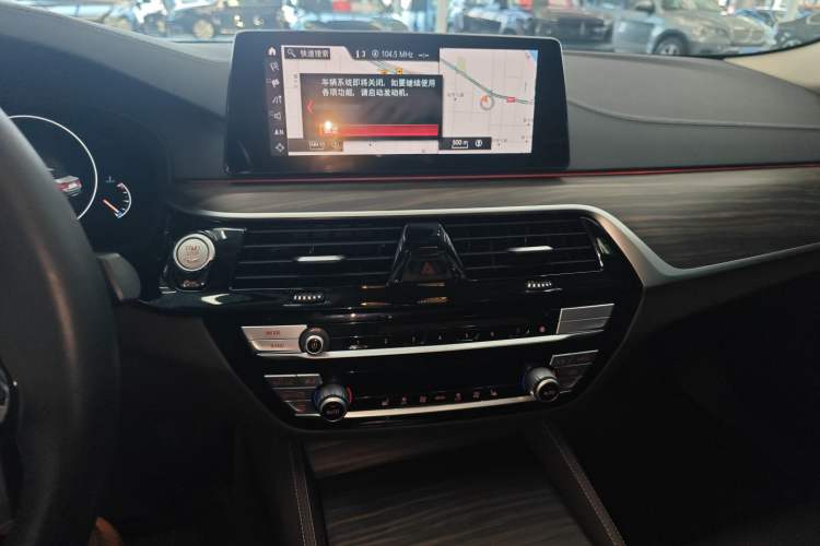 Used BMW 5 Series 2019 Facelifted 530Li Leading Edition Luxury Package
