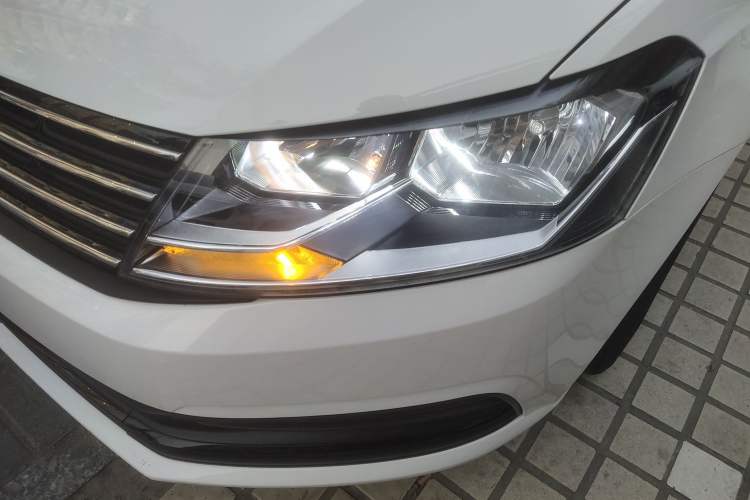 Used Volkswagen Lavida 2018 Classic 1.5L Automatic Fashion Edition China VI Standard
