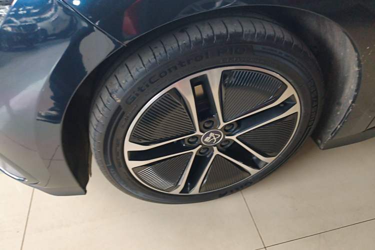 Used BYD Han 2023 EV Champion Edition 605KM Front-Drive Premium Model