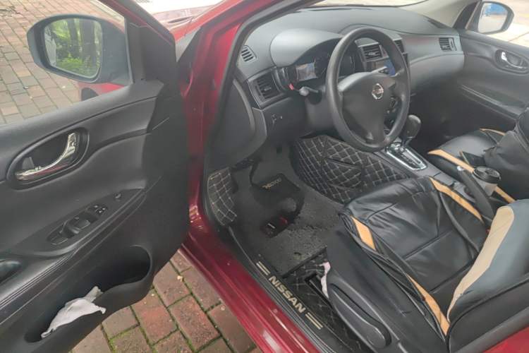 Used Nissan Tiida 2011 1.6L CVT Comfort Model
