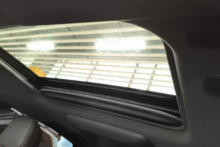 Used Toyota Sienna 2021 2.5L Hybrid Platinum Edition