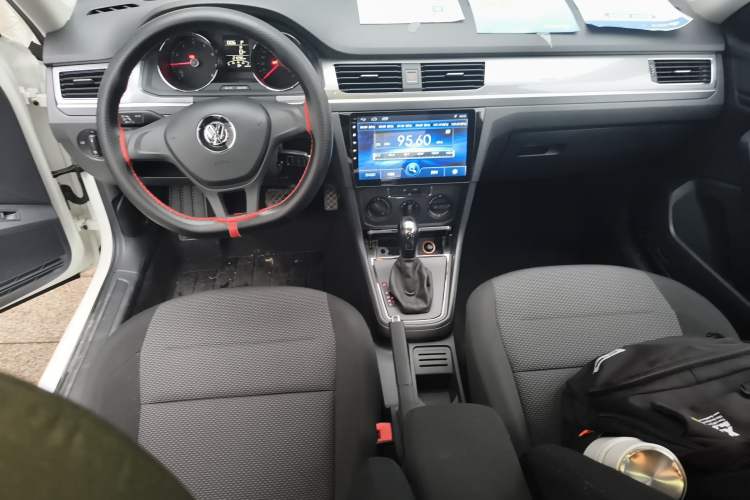 Used Volkswagen Bora 2017 1.6L Automatic Fashion Model