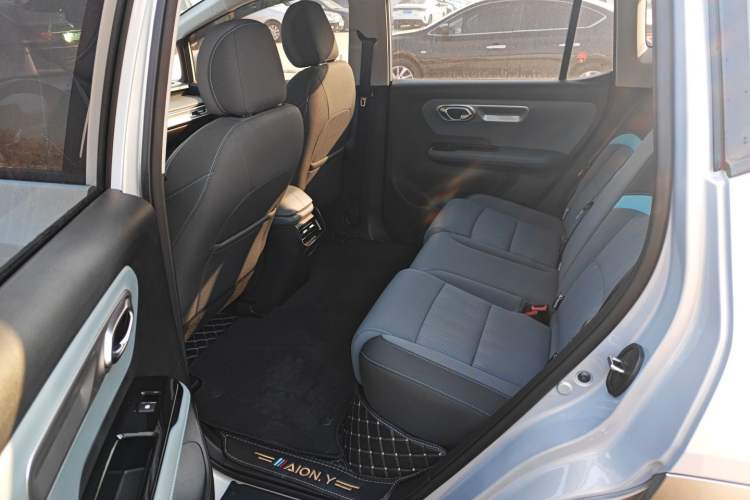 Used AION Y 2024 Younger
