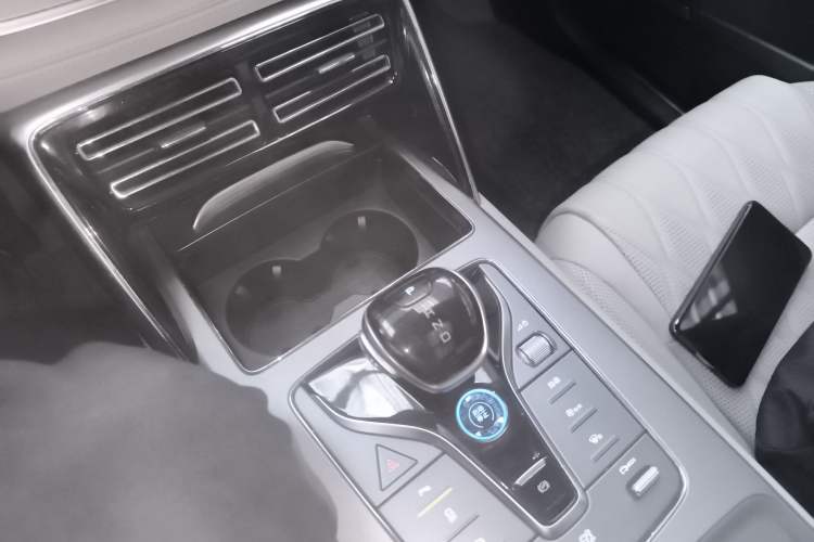 Used BYD Tang New Energy 2024 DM-i Glory Edition 112KM Prestige Model