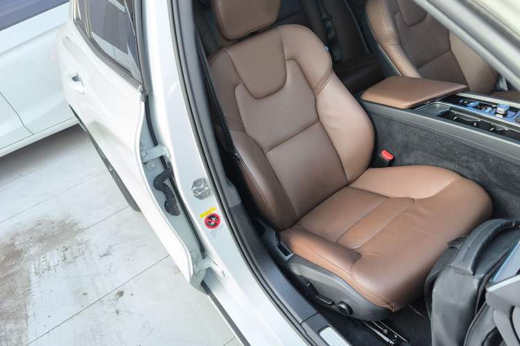 Used Volvo S60 2021 T4 Zhiyi Luxury Edition