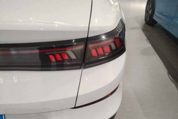 Used Volkswagen Lamando 2025 Lavida L 280TSI DSG Cool & Spicy Edition