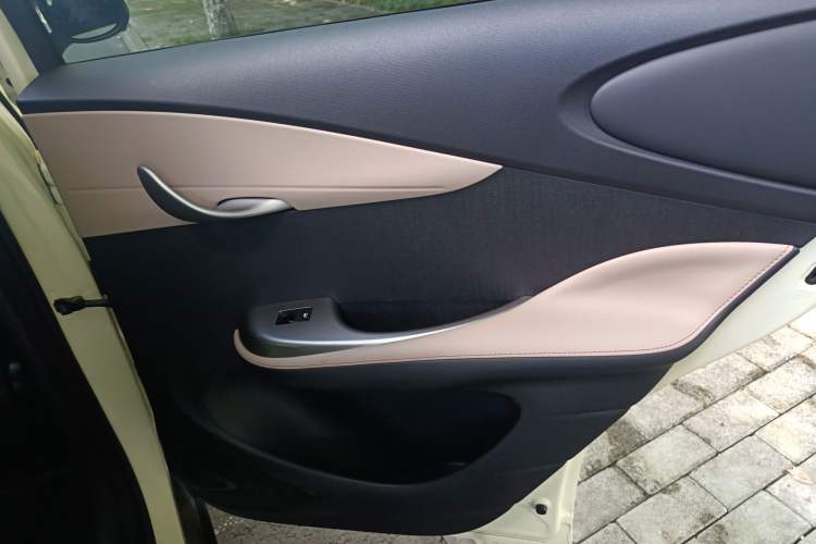 Used BYD Dolphin 2021 405 km Fashion Edition
