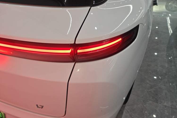 Used Li Auto L7 2023 Pro Model
