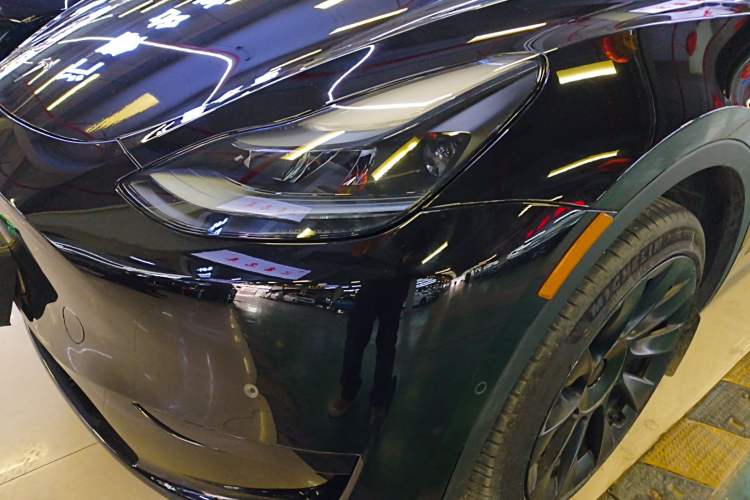 Used Tesla Model Y 2023 Rear-Wheel-Drive Version