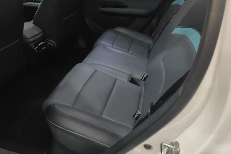 Used AION Y 2022 Plus 70 Smart Edition
