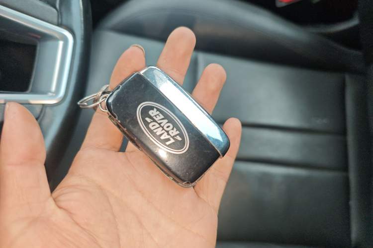 Used Land Rover Discovery Sport 2018 240 PS SE Version