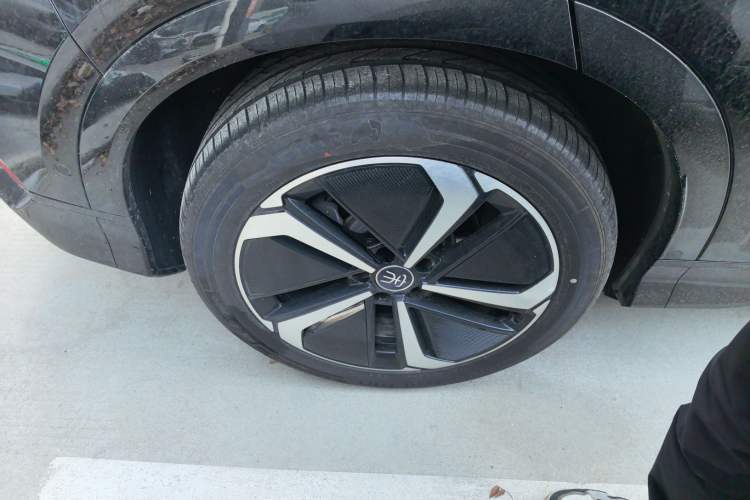 Used BYD Song L EV 2025 Intelligent Driving Version 662 km LiDAR Excellence Edition