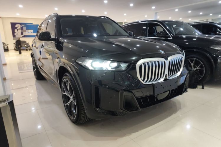 Used BMW X5 2023 xDrive 30Li Luxury M Sport Night Edition Package
