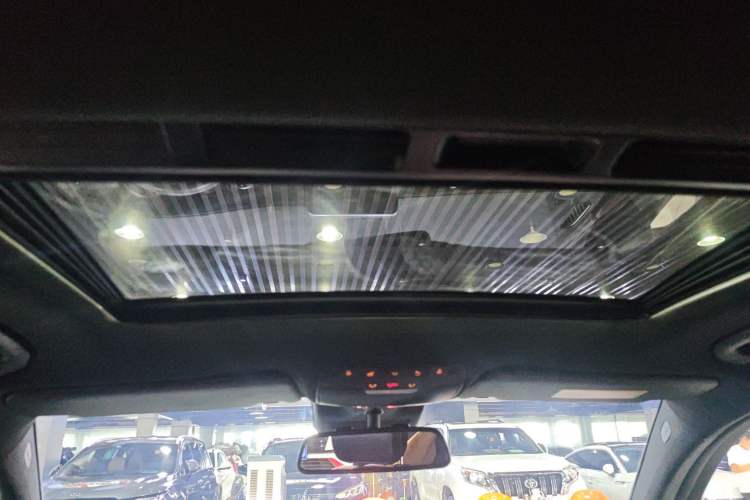 Used Mercedes-Benz GLC Coupe 2019 GLC 260 4MATIC Coupe SUV
